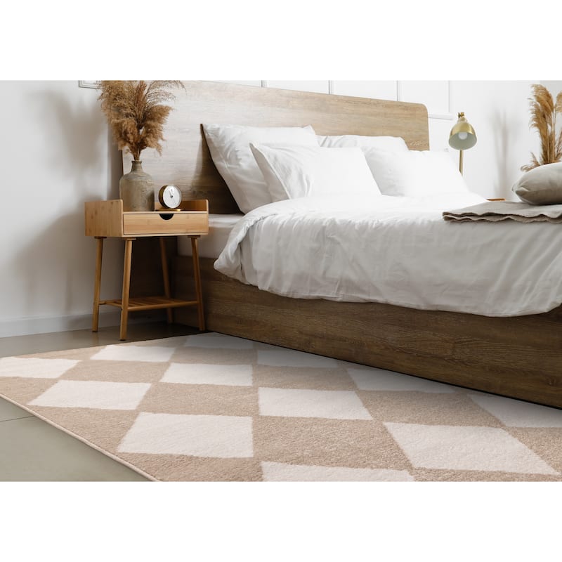 Covington Beige Cream Modern Diamonds Area Rug