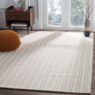 SAFAVIEH Handmade Wilton Aveli Country Floral Wool Rug - Bed Bath ...