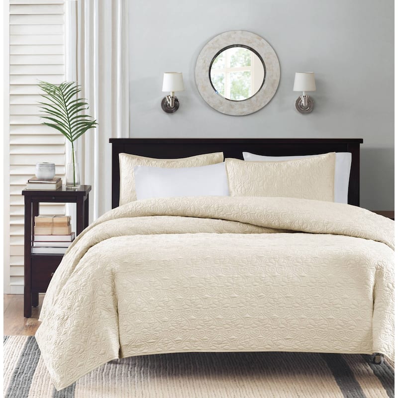Madison Park Mansfield Reversible Quilt Set - Cream - Queen