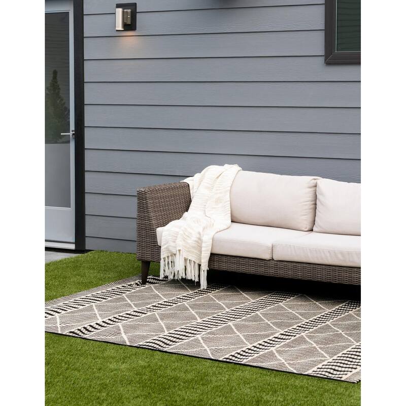 Outdoor Khence Collection Area Rug