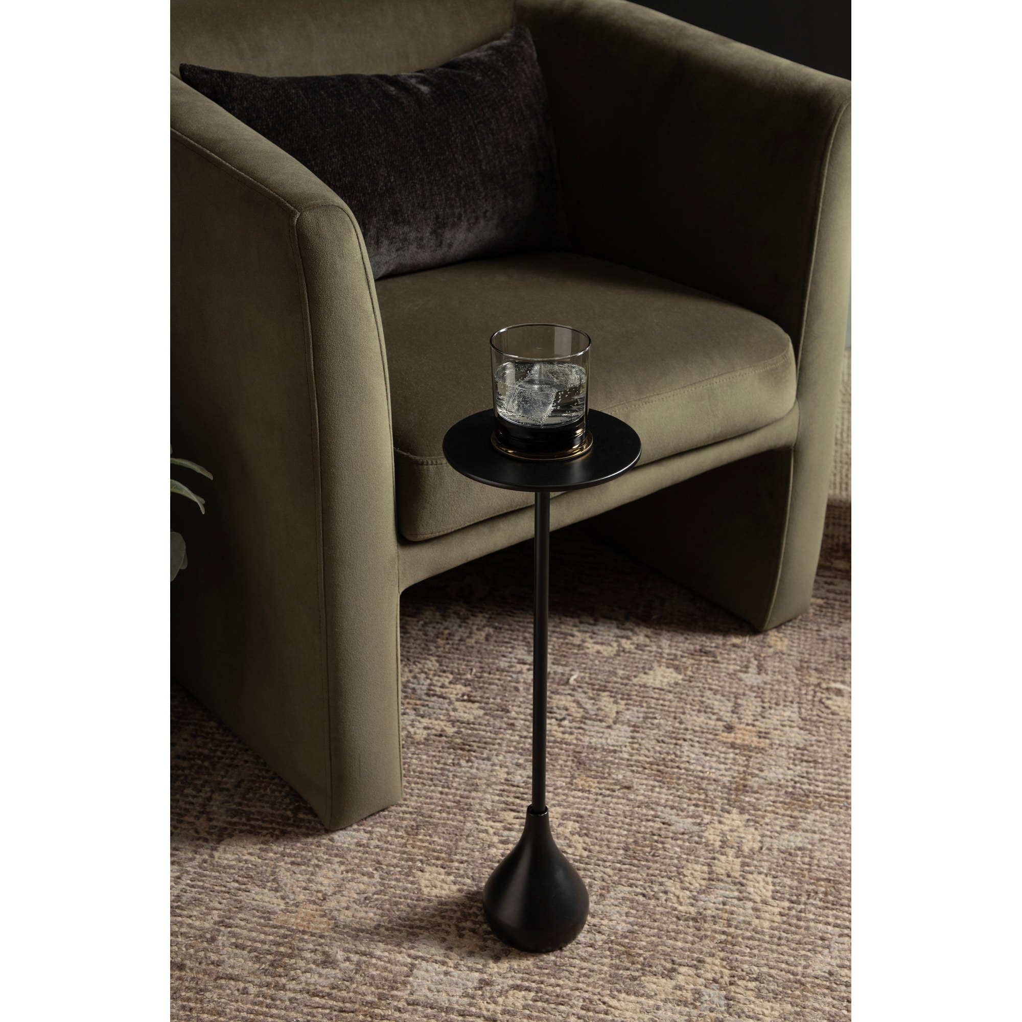 Kate and Laurel Hersi Metal Drink Table - 7x7x20
