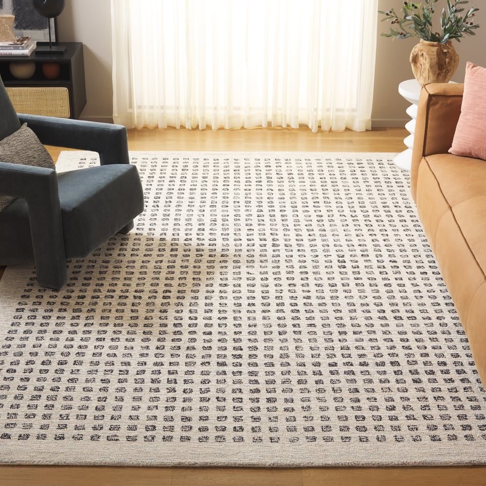 SAFAVIEH Handmade Ebony Alyona Modern Rug