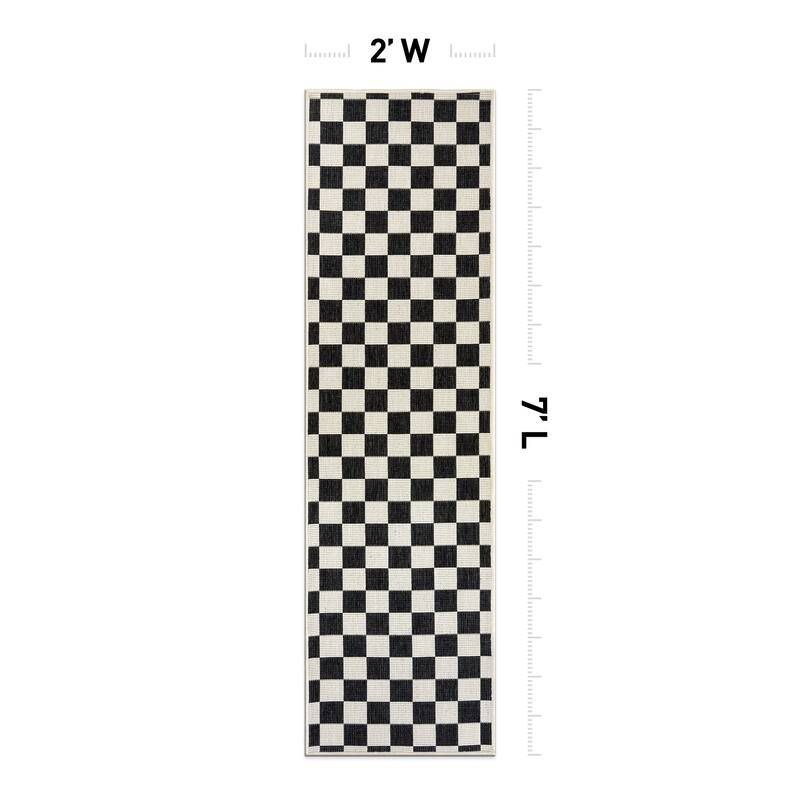 World Rug Gallery Contemporary Checkered Weather Resistant Reversible Indoor/Outdoor Area Rug