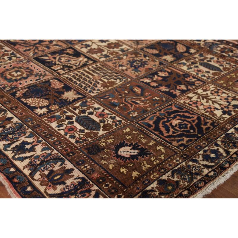 Bakhtiari Vintage Persian Rug Hand-Knotted Geometric Wool Carpet - 5'2" x 9'11"
