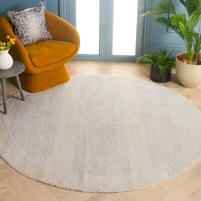 SAFAVIEH Melody Vangelka Contemporary Scandinavian Rug