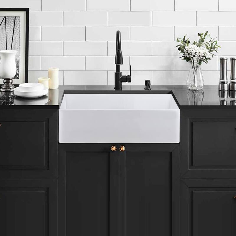 Single Basin Ceramic Farmhouse Kitchen Sink with Basket Strainer