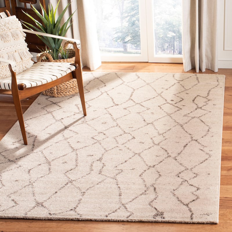SAFAVIEH Tunisia Klotilde Southwestern Rug - 5'1" x 7'6" - Ivory