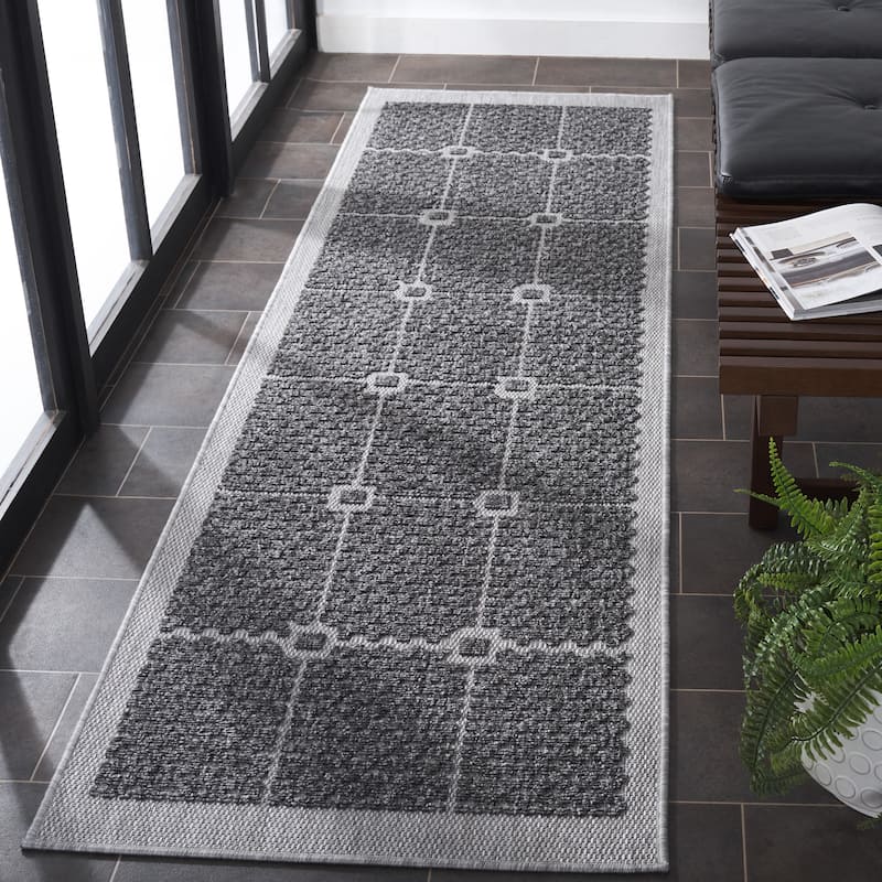 SAFAVIEH Milos Maureen Casual Rug