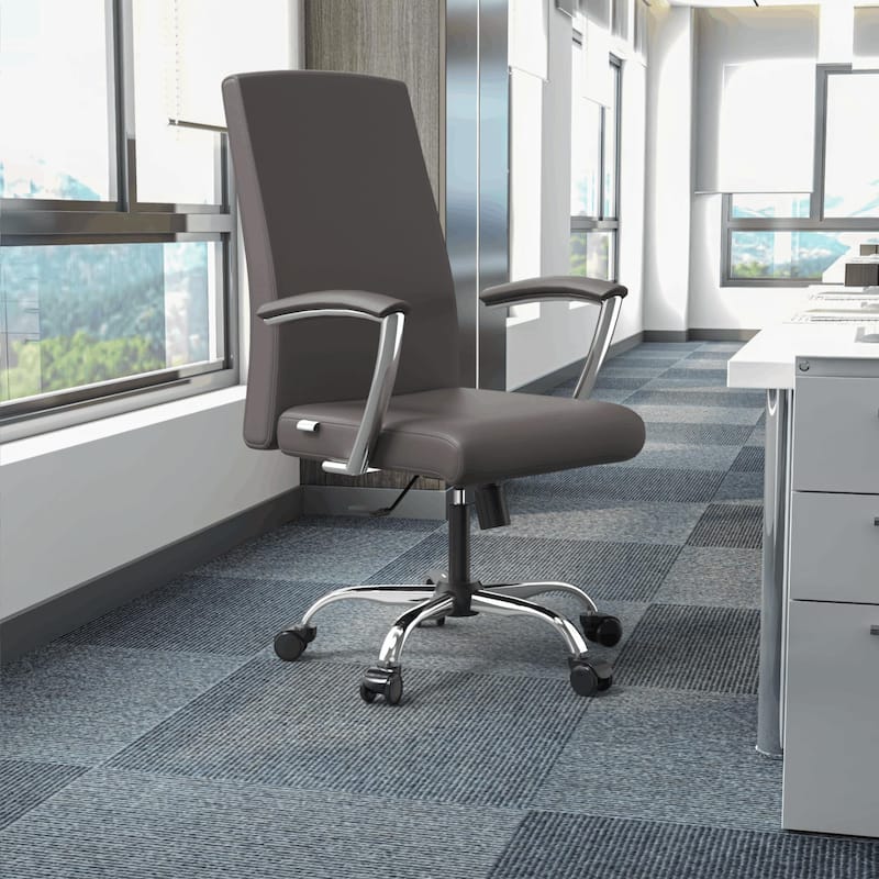LeisureMod Evander Modern Swivel Office Chair in Faux Leather with Silver Frame