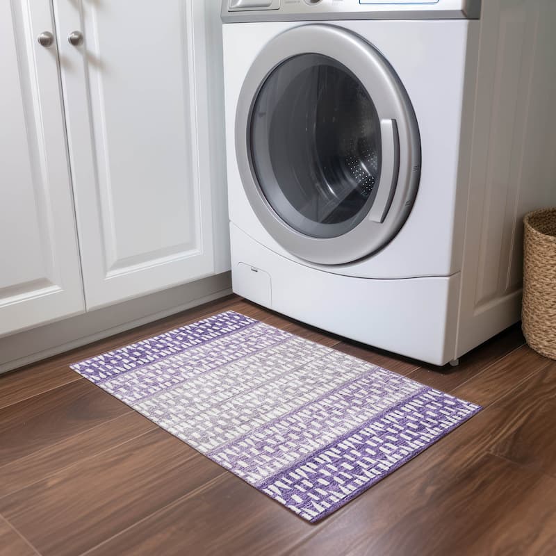 Machine Washable Indoor/ Outdoor Stripe Geo Chantille Rug