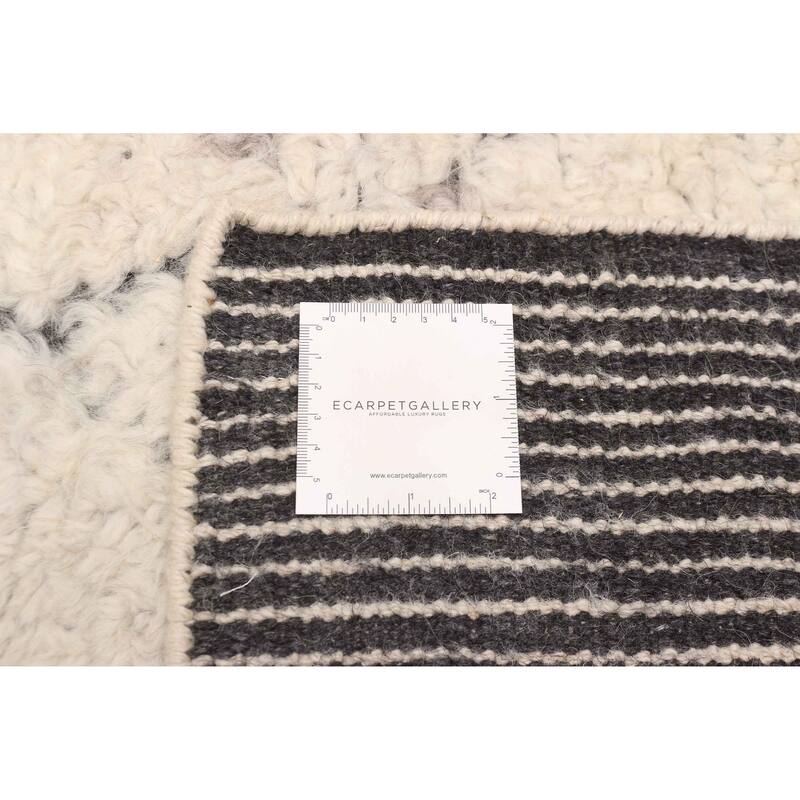 ECARPETGALLERY Hand-knotted Tangier Cream Wool Rug - 5'4 x 7'9