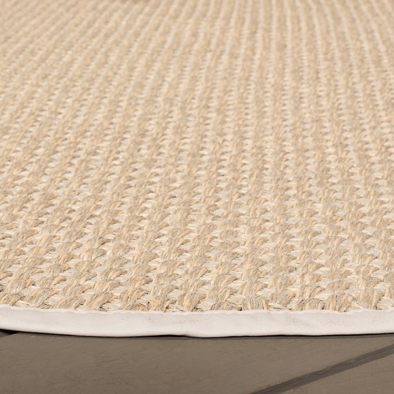 SAFAVIEH Napa Faux Sisal Meret Washable Indoor/Outdoor Rug - Weather Resistant & Easy Cleaning