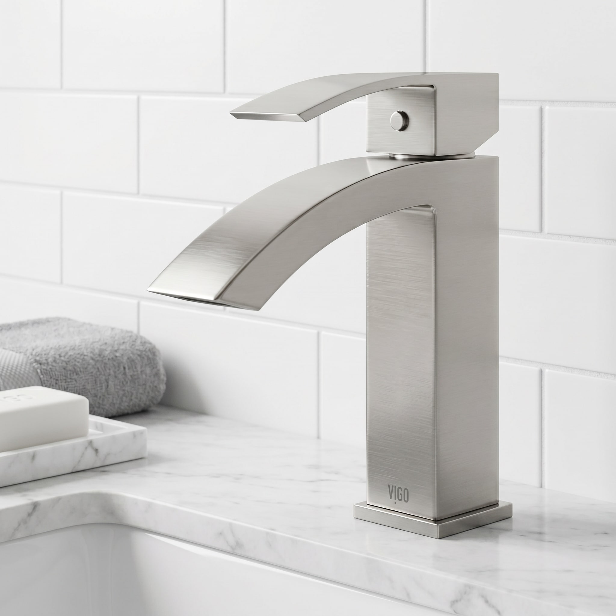 VIGO Satro 7" H Single Handle Single Hole Bathroom Faucet