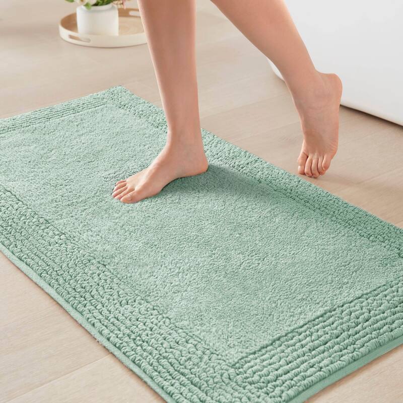 1 PCS 24x44"Tufted 3000 GSM Reversible Bath Rug Green - 4' x 2'