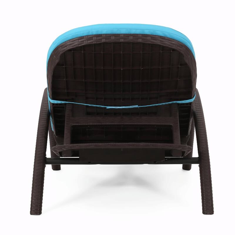 rgonomic Outdoor Chair with Wicker Texture - Durable, Comfortable Cushion, Stable Design