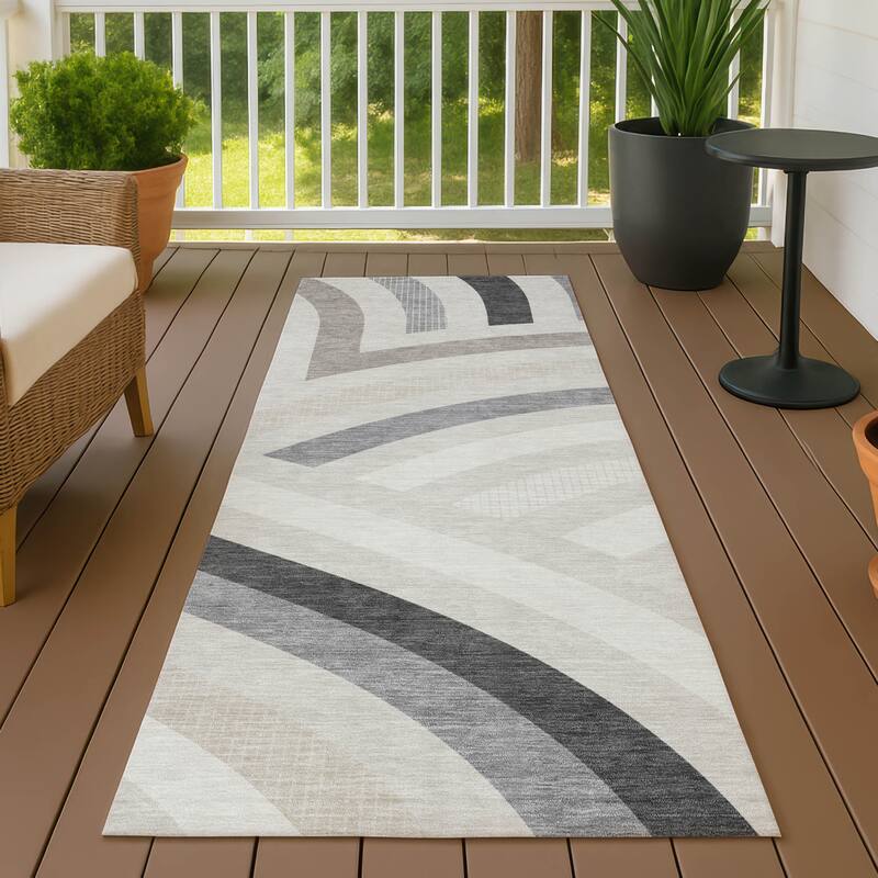 Machine Washable Indoor/ Outdoor Modern Jalen Chantille Rug - Linen - 2'3" x 7'6"