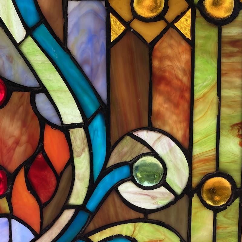 River of Goods Multicolor Stained Glass 24.75-inch High Fleur de Lis Window Panel - 18.875"L x 0.25"W x 24.75"H