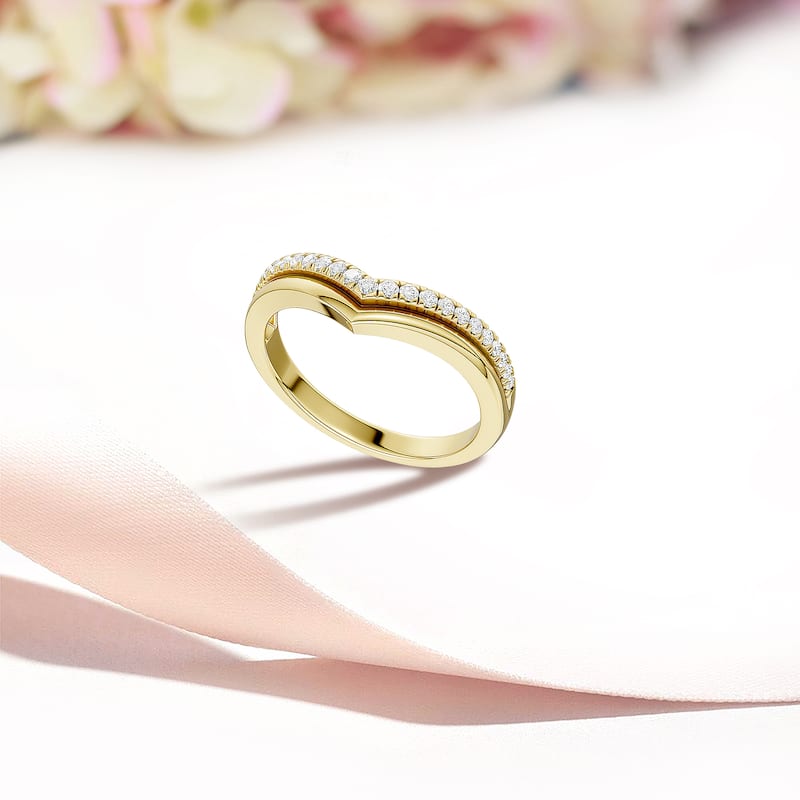 1/6ct TDW Diamond Contour Wedding Band in 10K Gold for Women