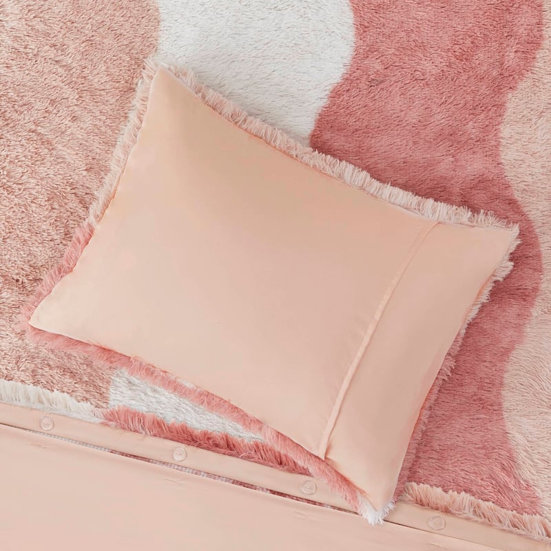 Intelligent Design Bridget Ombre Shaggy Faux Furs Duvet Cover Set