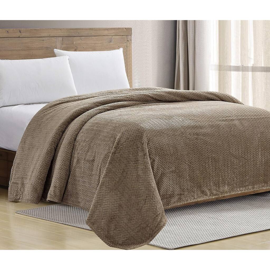 Décor&More HomeEssentials Extra Heavy and Plush Chevron Braided King Size Microplush Jacquard Blanket (102" x 86") - Taupe