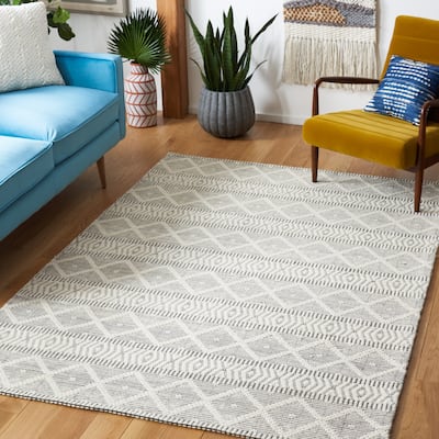 SAFAVIEH Handmade Marbella Venerina Modern & Contemporary Wool Rug