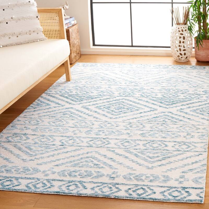 SAFAVIEH, Handmade Audrey Zeqie Casual Rug - 8' x 10' - Ivory/Blue