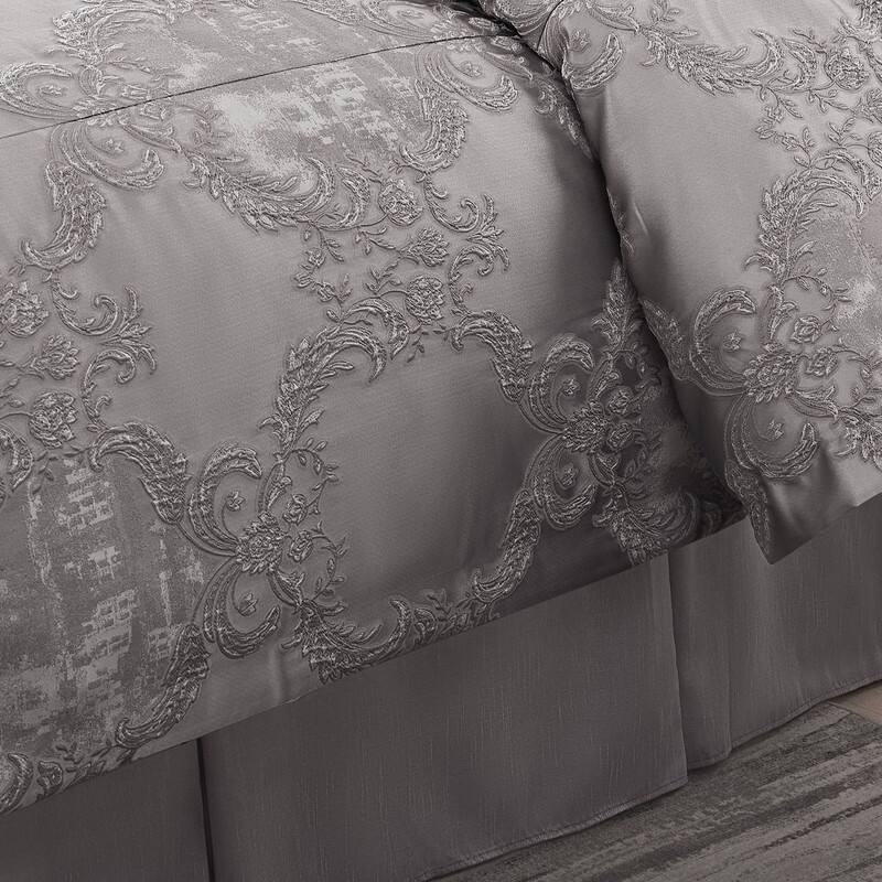 Austin Horn Classics Prestige Bedding Collection