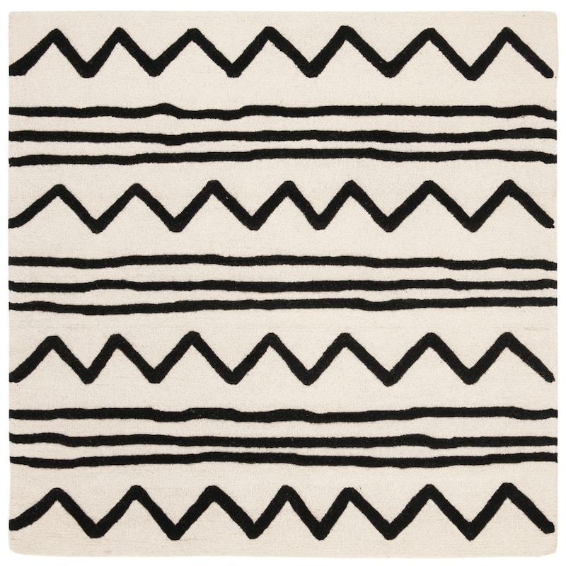 SAFAVIEH Handmade Kids Deyanira Wool Rug - 5' Square - Ivory/Black