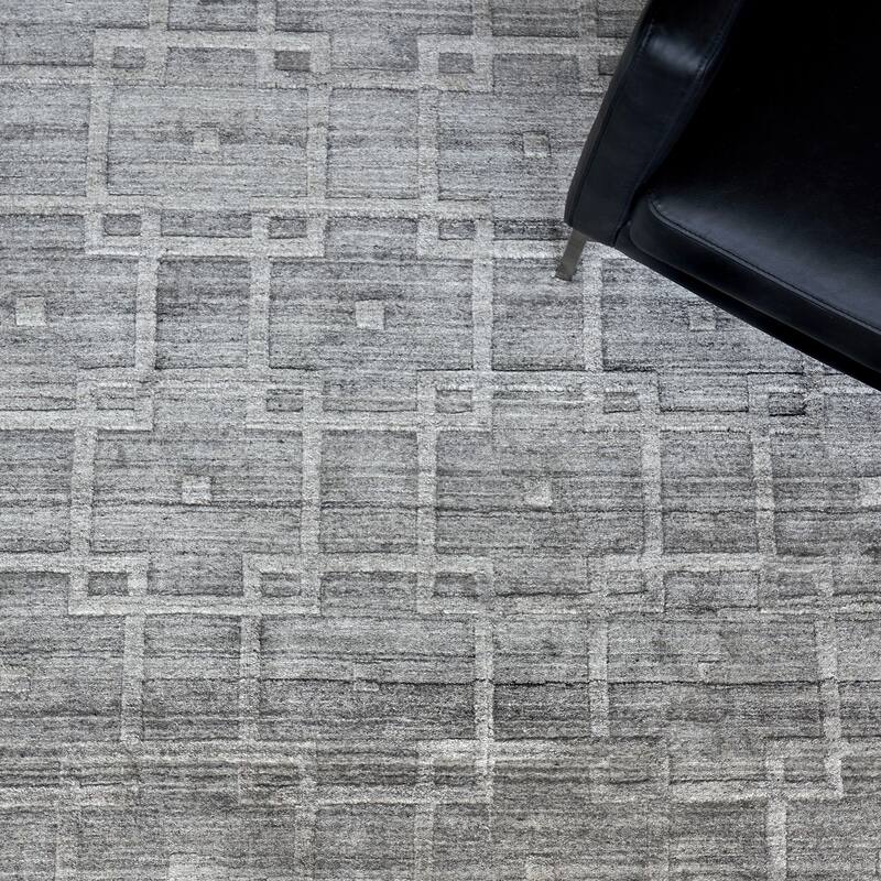 EXQUISITE RUGS Castelli Hand-loomed Bamboo Silk/Wool Grey Area Rug.