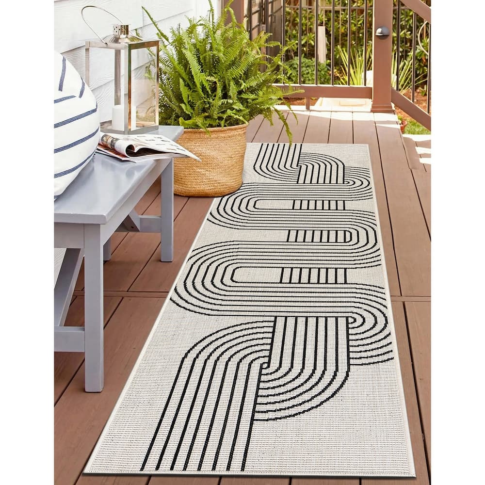 World Rug Gallery Modern Abstract Lines Reversible Indoor / Outdoor Area Rug