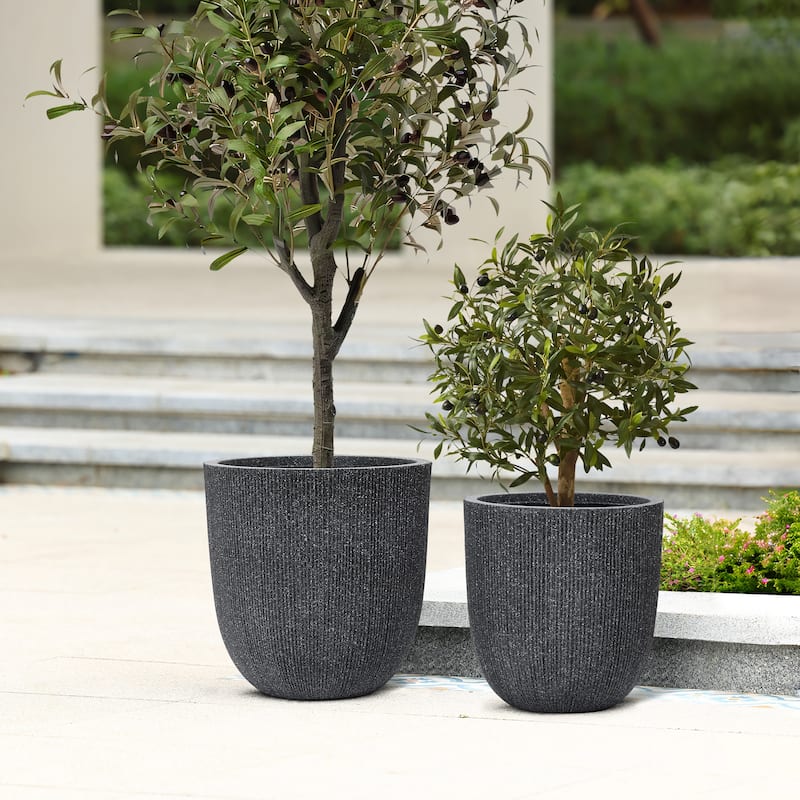 2-Piece Tapered Round Plastic Planters Set, Mediterranean Style - Mediterranean Black