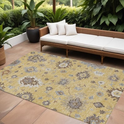 HomeRoots Floral Traditional Rectangle Outdoor Rug