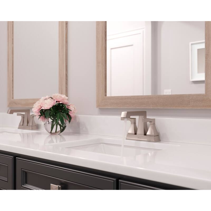 Pfister LG48-HT0 Holliston 1.2 GPM Centerset Bathroom Faucet