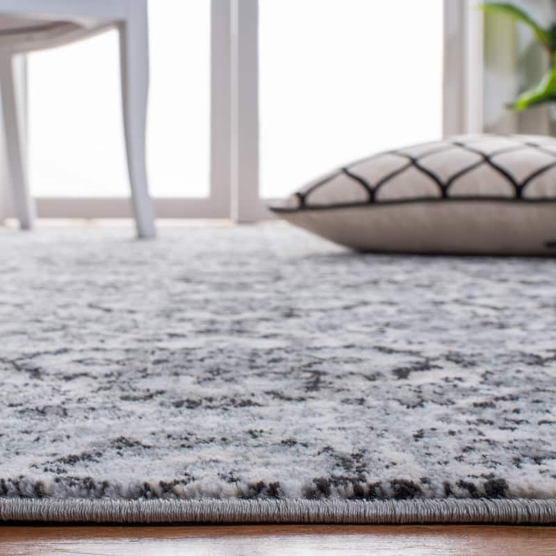 SAFAVIEH Lagoon Nejla Distressed Rug
