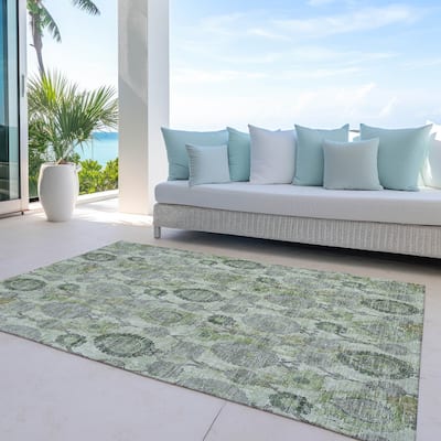Machine Washable Indoor/ Outdoor Chantille Casual Floral Rug