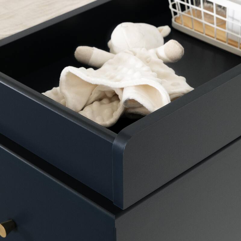 South Shore Dylane Changing Table with Drawers and Open Storage