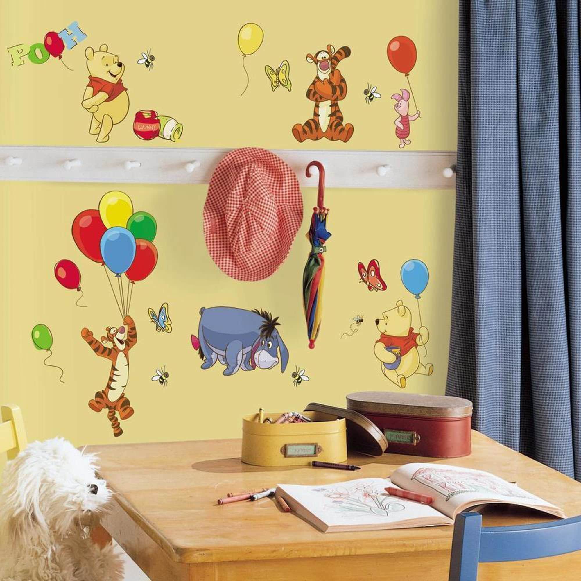 Pooh best sale wall art