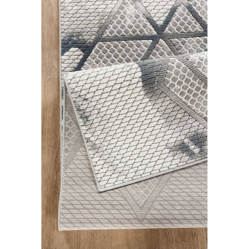 Gray 2 ft. 7 in. x 9 ft. 10 in. Luxury Area Rug, 0.43 Pile Height – Sophisticated Warmth for Any Room - 6' x 7'