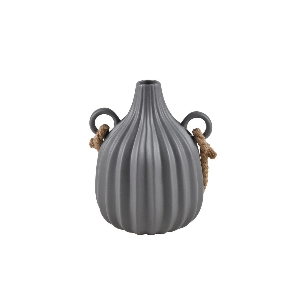 https://ak1.ostkcdn.com/images/products/is/images/direct/722abc51eb23b535888a5a3f18ec887642db9738/Elk-Home-Harding-Vase---Small.jpg