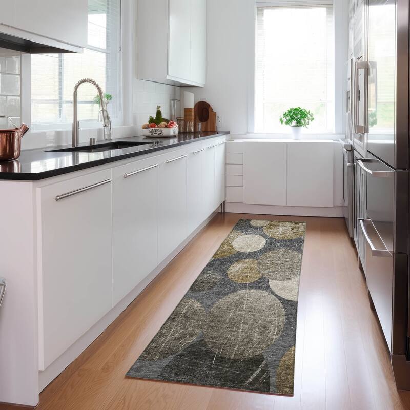 Vana Modern Art-Inspired Weather Resistant Blended Style Runner Outdoor Rug