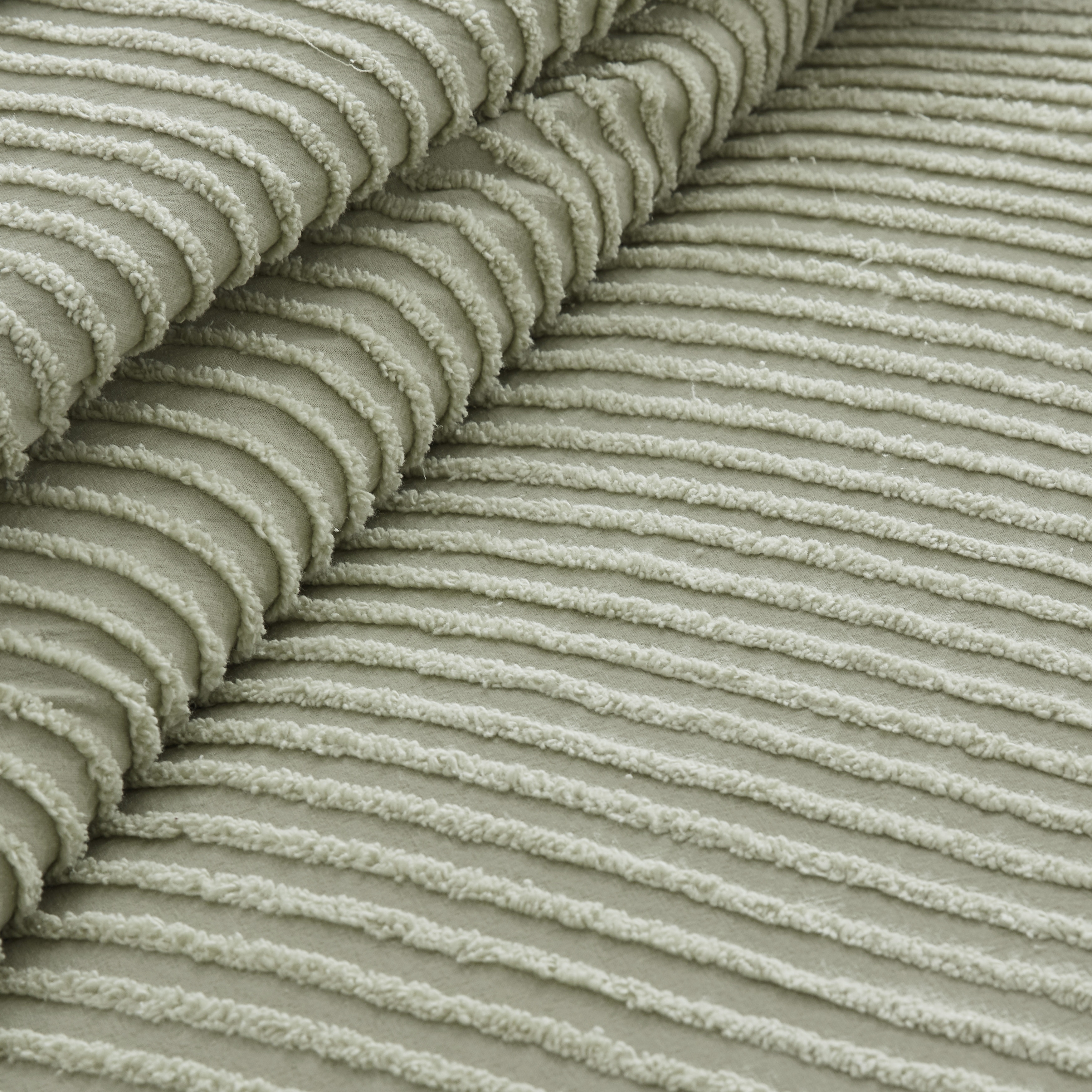 Channel Chenille Bedspread - Picture 37 of 47