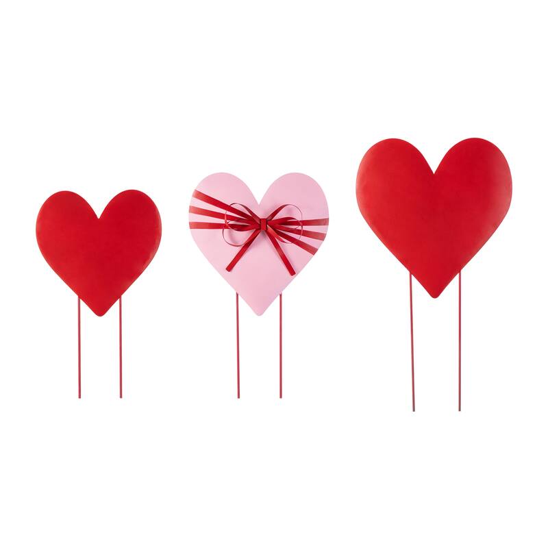 Glitzhome 36"H Set of 3 Valentine's Metal Stacked Heart Yard Stake