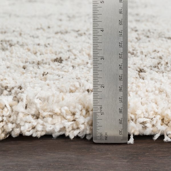 Rory Ivory Boho Shag Area Rug (7'10" x 10'3") - 7' 10" x 10' 3"