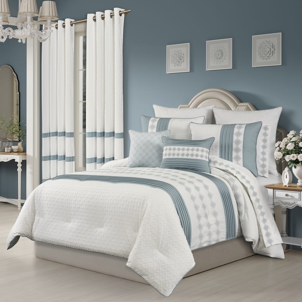 Trilogy Comforter Set