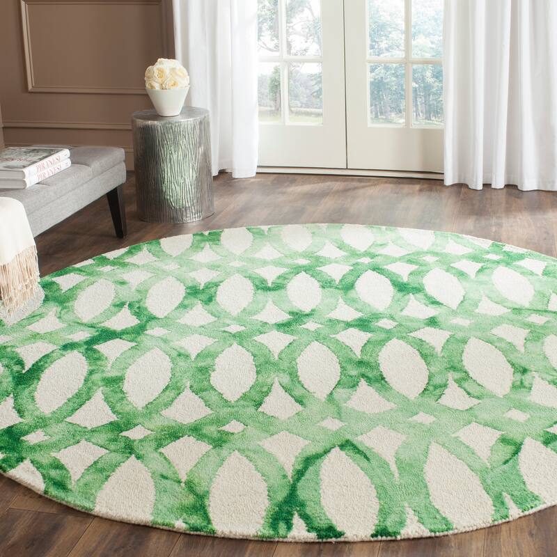 SAFAVIEH Handmade Eligija Wool Geometric Dip Dye Area Rug - 7' Round - Ivory/Green