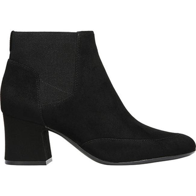 naturalizer black ankle boots
