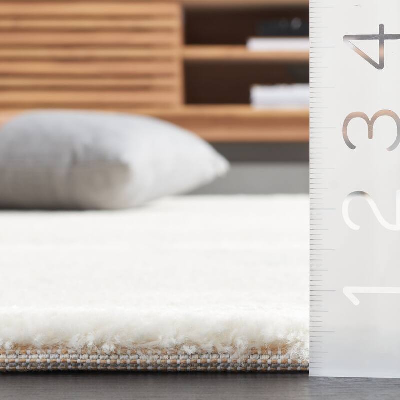 SAFAVIEH Neptune Arlene Contemporary Rug