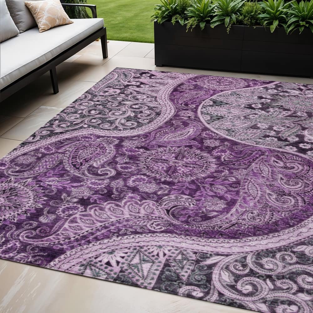 HomeRoots Floral Medallion Transitional Rectangle Outdoor Rug