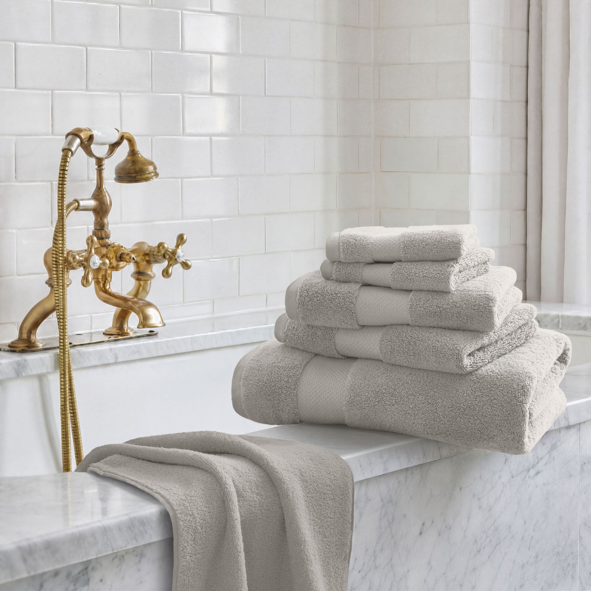 Madison Park Signature Turkish 100% Cotton Oversized Quick Dry Highly Absorbent 6-Piece Towel Set