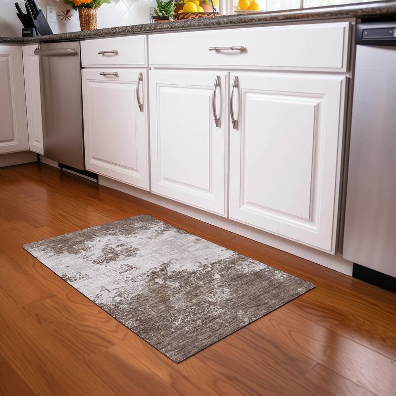 Machine Washable Indoor/ Outdoor Abstract Pixels Chantille Rug - Brown - 1'8" x 2'6"